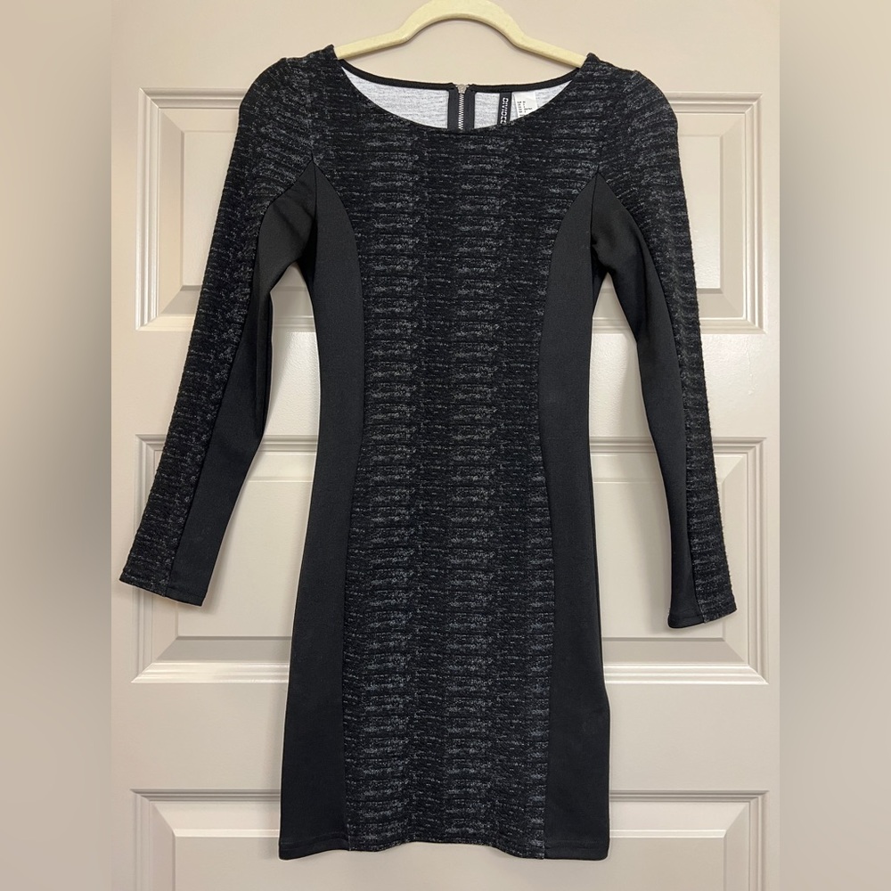 Elegant Black and Gray Women's Dress Long Sleeves Comfortable Stretchy